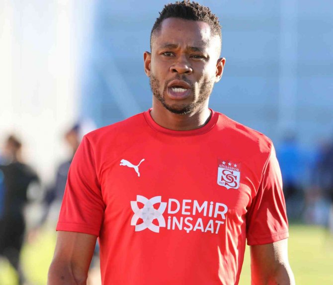 Sivasspor’da Leke James Şoku! 8 Hafta Yok