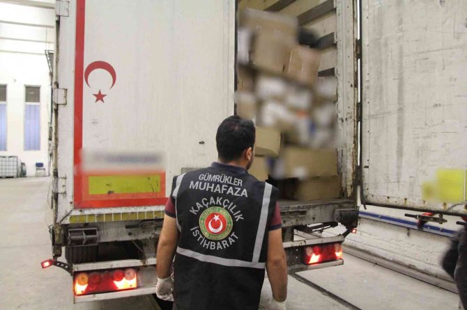 10 Milyon Lira Değerindeki Kaçak Eşyanın Yurda Girişi Engellendi