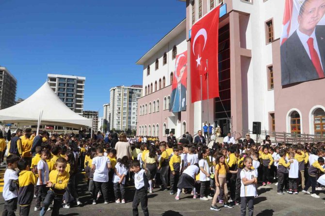 Erzurum’da 2022-2023 Eğitim Öğretim Yılı Etkinliklerle Başladı