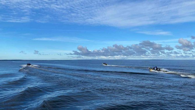 Farklı Ülkelerden Balıkçılar, Nükleer Tesis Yakınında Avlanma Deneyimi Yaşadı