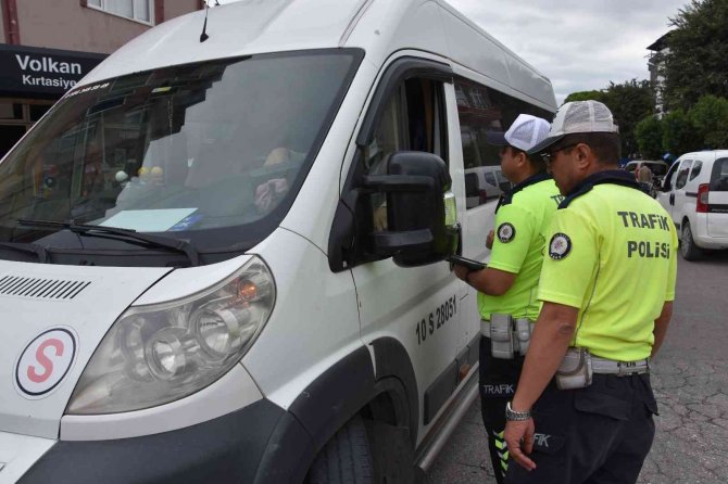 Gönen’de Okul Servisleri Denetlendi