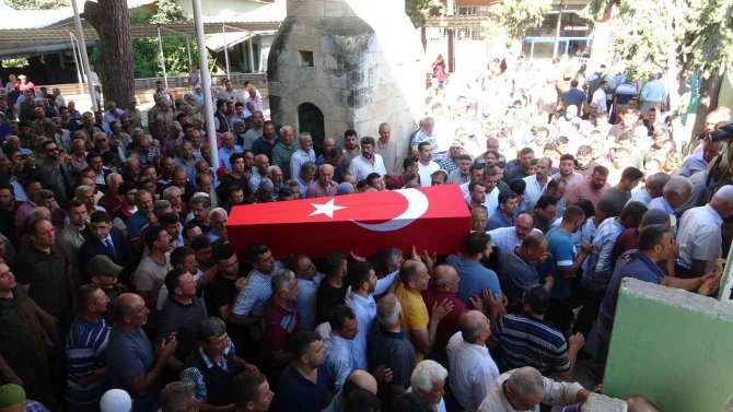 Hatay’da Şehit Olan Av Koruma Memuru Toprağa Verildi