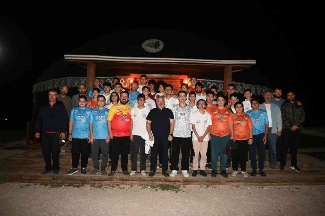 Çorumlu Obası Kayseri’den Gelen Gençleri Ağırladı