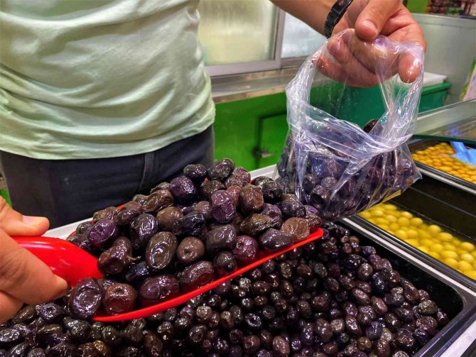 Hem Eli Hem Gözü Terazi Gibi Çalışıyor