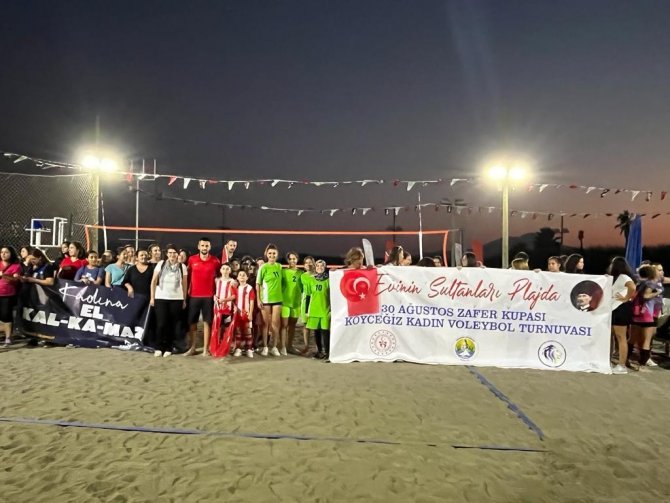 Köyceğiz’de ’Evinin Sultanları’ Bir İlki Gerçekleştirdi