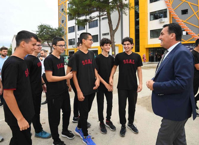 Osmangazi’de 167 Bin Öğrenci Ders Başı Yaptı