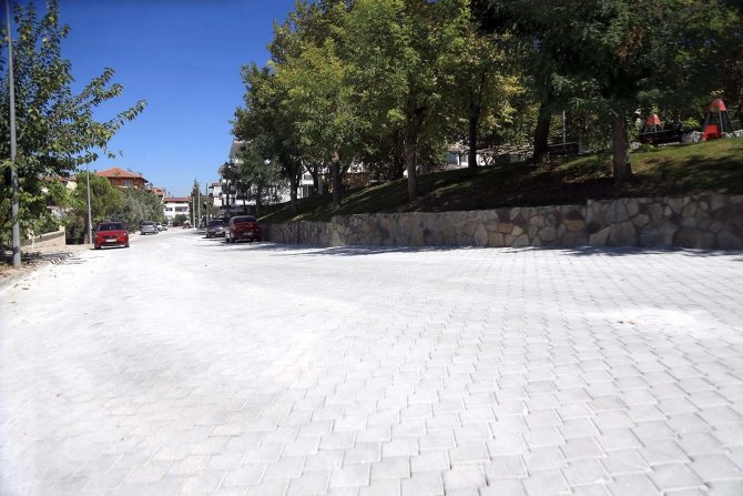 Pamukkale Belediyesi, Bağbaşı’nda Yolları Güzelleştiriyor