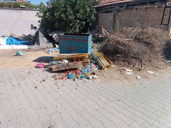 Gaziantep’te Bir Haftalık Bebek Çöpte Ölü Bulundu