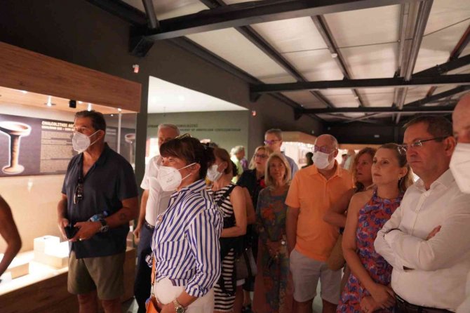 Ayvalık Anadolu Uygarlıkları Sergisi’nin Destekçilerine Teşekkür Buluşması