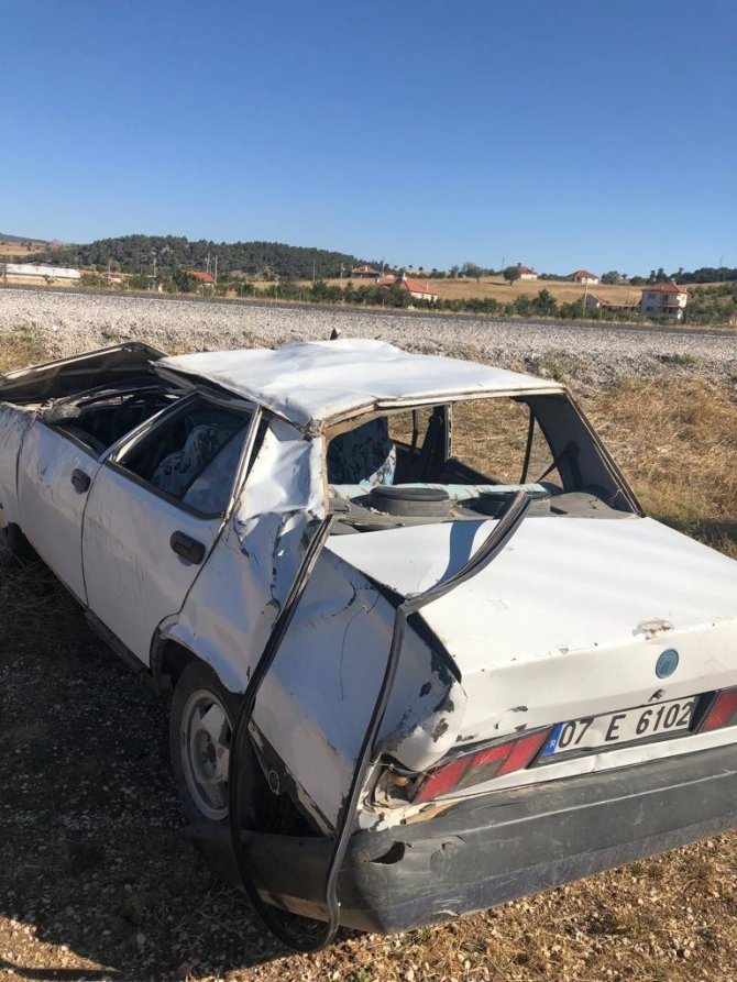 Seydikemer’de Otomobil Şarampole Devrildi: 4 Yaralı