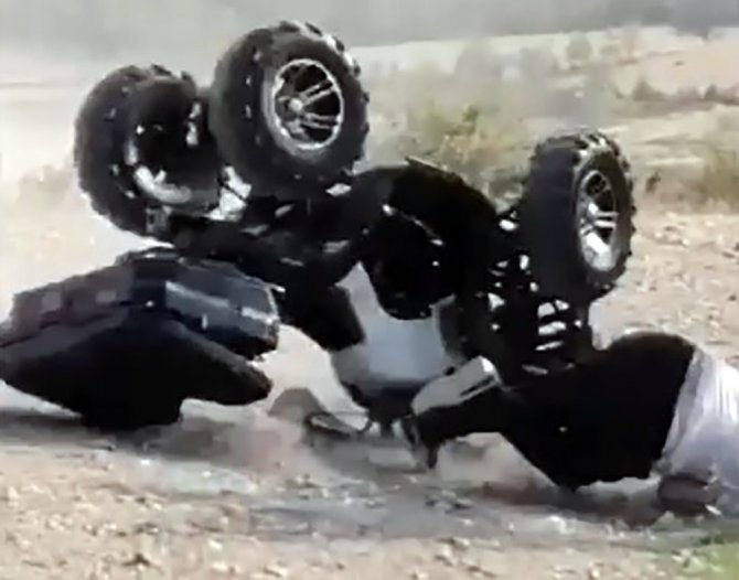 Babasının Atv Kazasını Görüntüledi