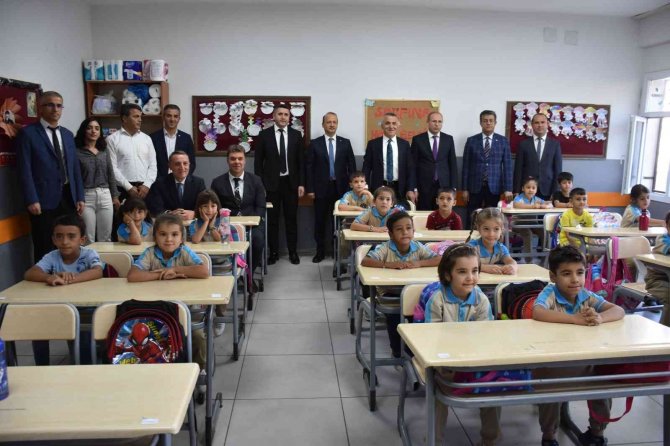 Şırnak’ta Öğrenciler Ders Başı Yaptı