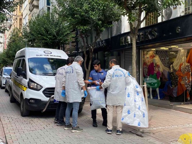 Şişli’de İş Hanında Bir Kadın Ölü Bulundu