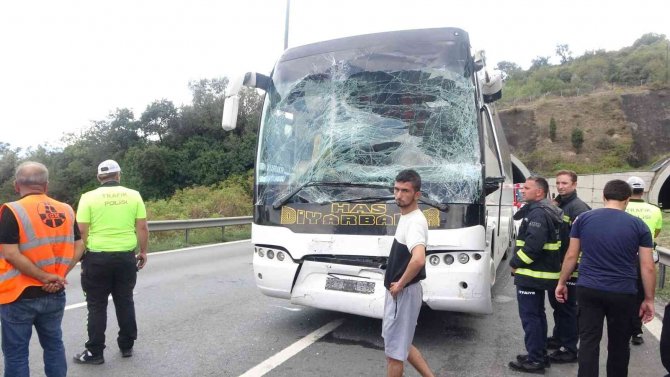 Tem’de Otobüs Kazası: Çok Sayıda Yaralı Var