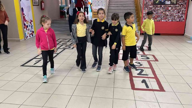 Tekirdağ Ve Edirne’de 17 Bin Öğretmen, 259 Bin Öğrenci Ders Başı Yaptı