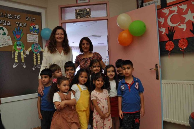 Acılı Anne 17 Yaşında Kaybettiği Kızının İsmini Anaokulunda Yaşatıyor