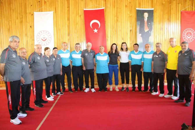Elazığ’da ’Yetişkin Gençler Bocce Turnuvası’ Bölge Müsabakaları Sürüyor