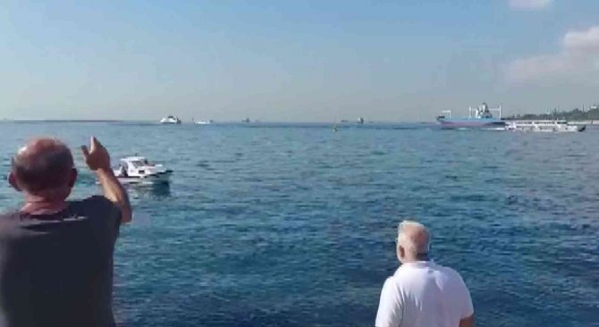 İ̇stanbul Boğazı’nda Can Pazarı