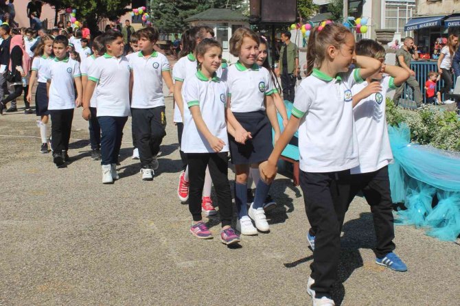 Giresun’da İlk Ders Zili Çaldı