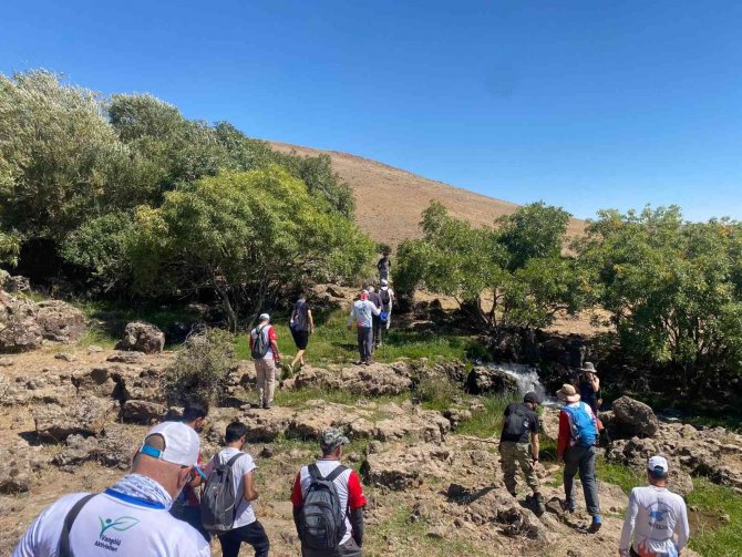 Ergücü Kanyonuna Doğa Yürüyüşü