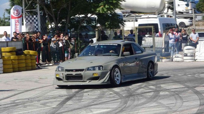 Drift Tutkunları Uşak’ta Buluştu