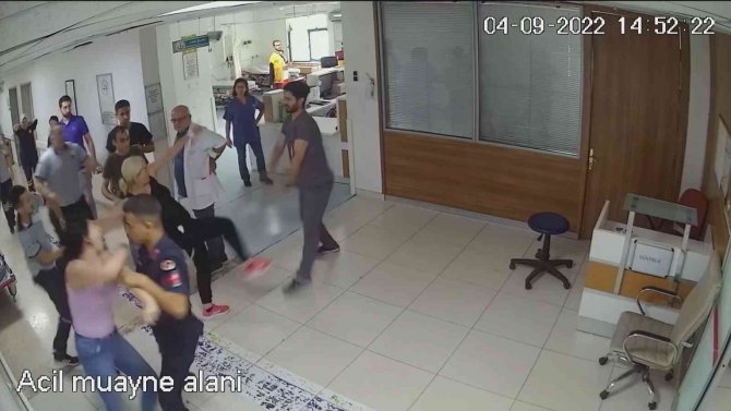 Hastaneyi Savaş Alanına Döndüren Anne Ve Kızına Tutuklama Kararı