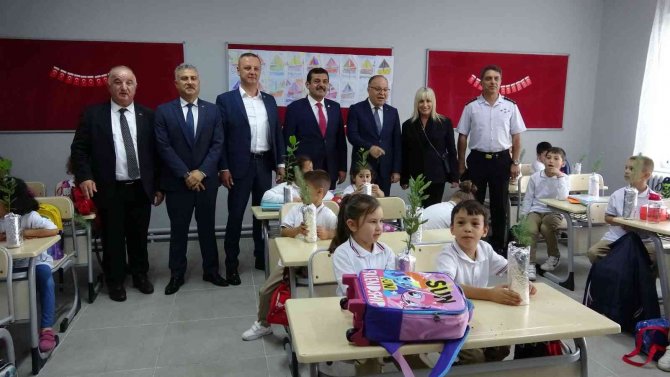 Zonguldak’ta İlk Ders Zili Çaldı