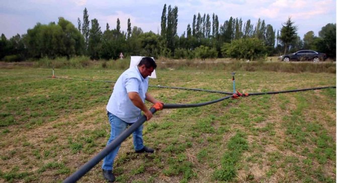 Hırsızlara Kızan Adam Tepkisini Akıllara Durgunluk Veren Pankartla Gösterdi