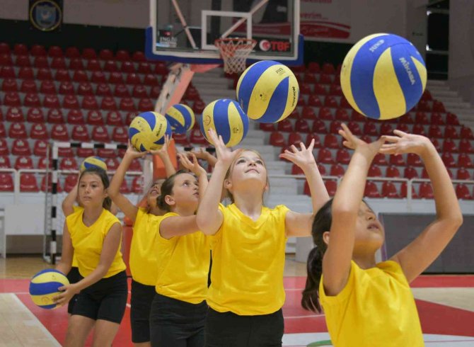 Aliağa Belediyesi Kış Spor Okulları Başlıyor