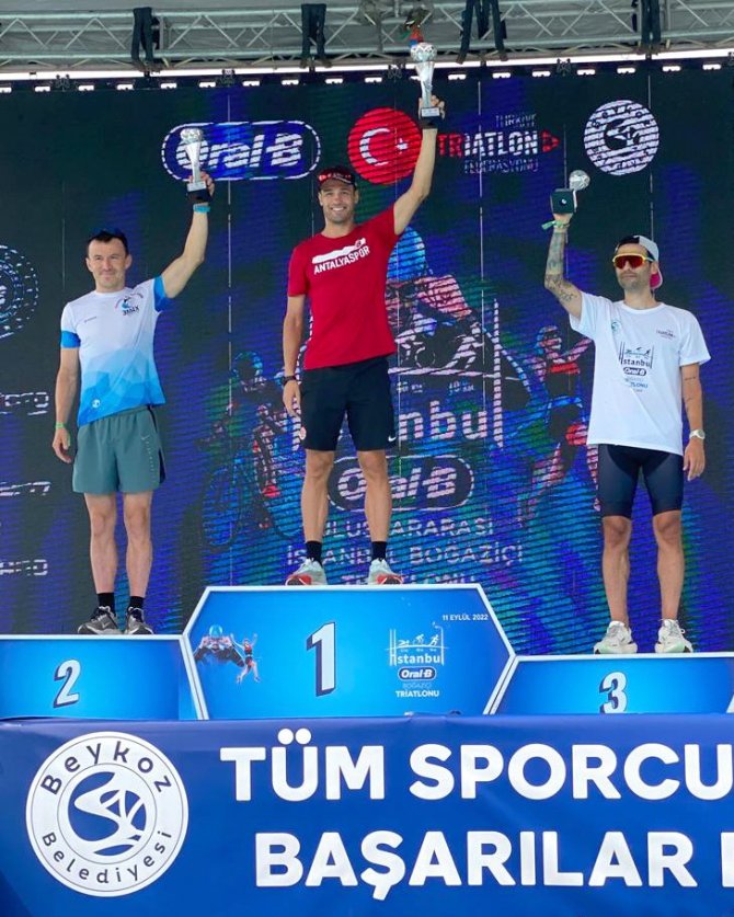 Boğaziçi Triatlonu’na Antalyaspor Damgası