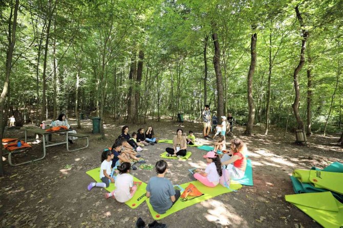 Çocuklar Doğada Eğlendi