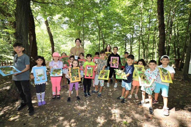 Çocuklar Doğada Eğlendi