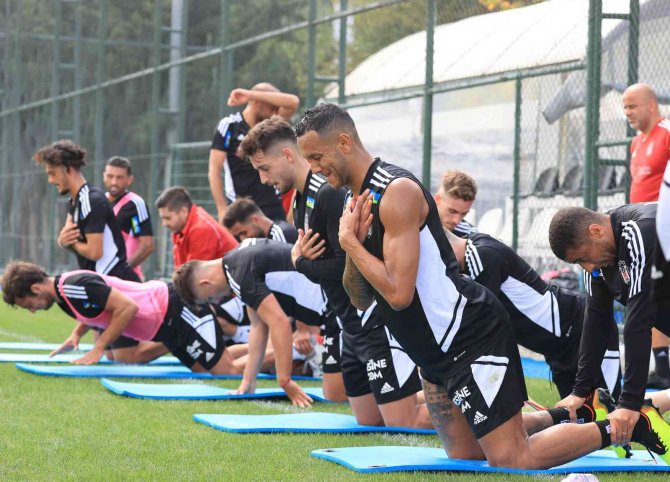 Beşiktaş, İ̇stanbulspor Maçı Hazırlıklarına Başladı