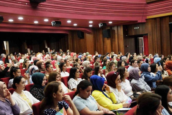 Bursa’da ‘Ana Kucağı’ Öğretmenleri Yeni Döneme Hazır