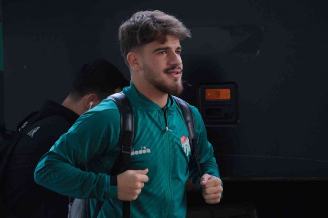 Bursaspor Kafilesi Çorum’a Hareket Etti