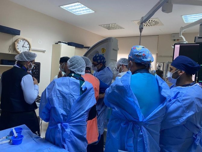 Edirne’de Doktorlar Kalp Hastasına Nefes Oldu