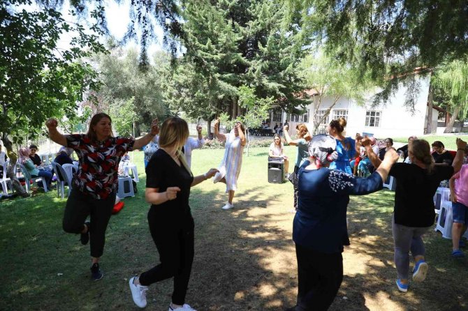 Kadınlar Bu Kampta Hem Eğlendi Hem Öğrendi