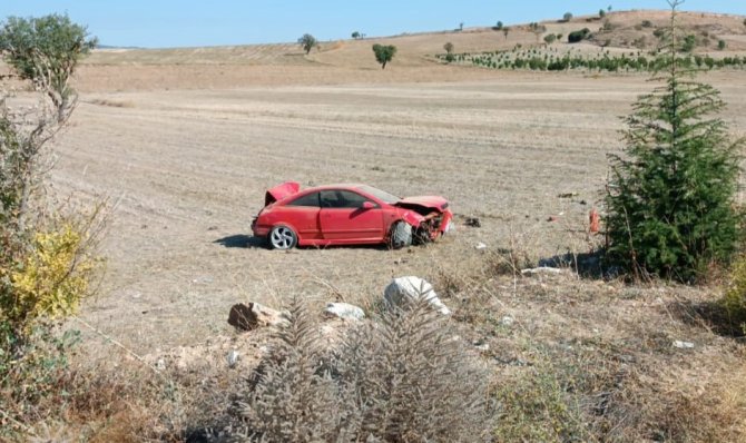 Takla Atan Otomobildeki Ölü Sayısı 2’ye Yükseldi