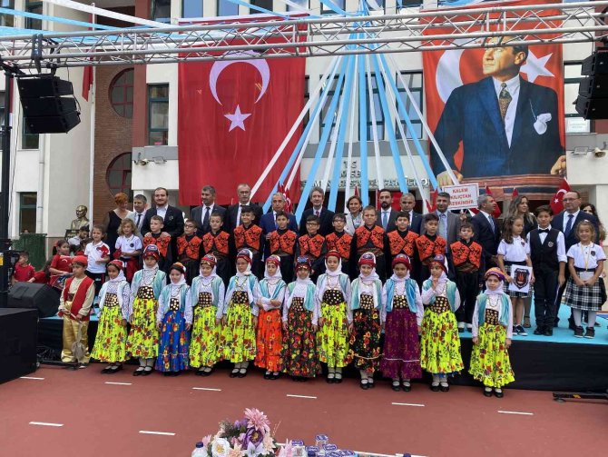 İ̇stanbul İ̇l Milli Eğitim Müdürü Levent Yazıcı: "Bu Hafta Da Uyum Eğitimlerimiz 5. Ve 9. Sınıflarımızda Devam Ediyor"