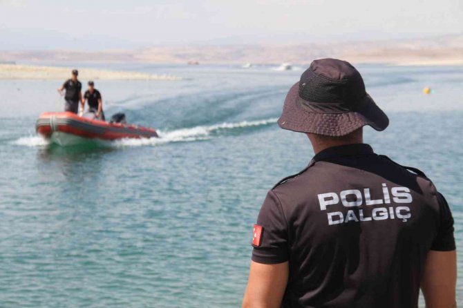 Elazığ’da Baraj Gölünde Kaybolan Şahsın Cansız Bedeni Sudan Çıkarıldı