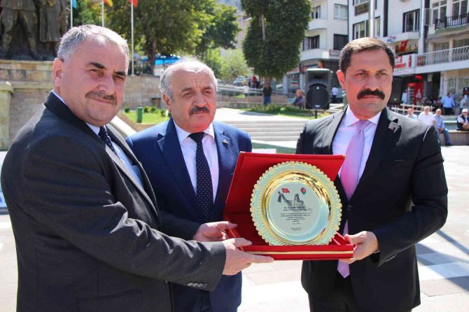 Amasya’da Vatandaşlara Ahi Pilavı Dağıtıldı