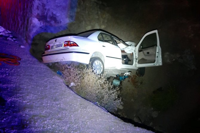 Gümüşhane’de İ̇ran Uyruklu Aile Kaza Yaptı: 1 Ölü, 2 Yaralı