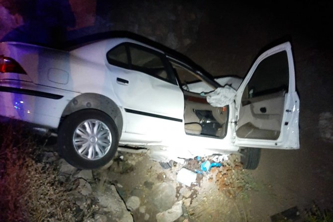 Gümüşhane’de İ̇ran Uyruklu Aile Kaza Yaptı: 1 Ölü, 2 Yaralı