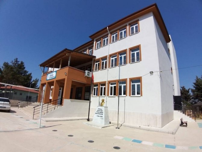 Hatay’da 250 Okulun Fiziki Şartları İyileştirildi