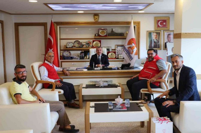 Başkan Özdemir: “Halkımızı Kan Bağışı Konusunda Duyarlı Olmaya Davet Ediyorum”