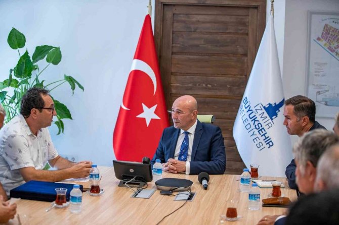 İ̇zmir Büyükşehir Belediyesinden Amatör Kulüplere 5 Milyon 150 Bin Liralık Destek