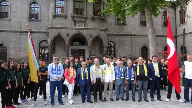 Mezun Olamayan Liseli Şehitler Okullarında Anıldı