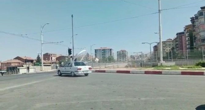 Trafikte Tehlikeli Yolculuk