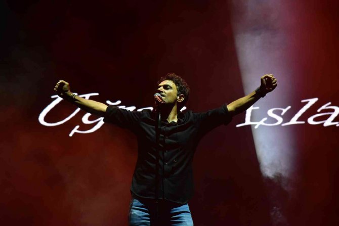 Kırkağaç Kurtuluşunu Uğur Aslan İle Kutladı