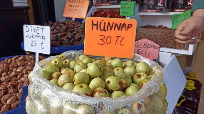 Eskişehir’de Çin Hurmasına Yoğun Talep